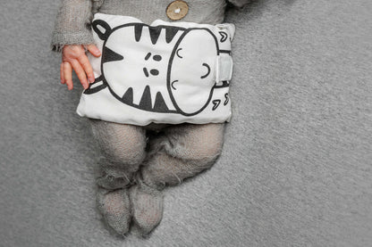 Saquito Térmico de Semillas para Bebés - Ese calorcito que reconforta como un abrazo (Cebra)